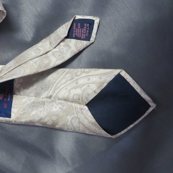 ❤️ETRO Off White / Tan PAISLEY NECKTIE TIE MADE IN ITALY - Picture 8 of 8